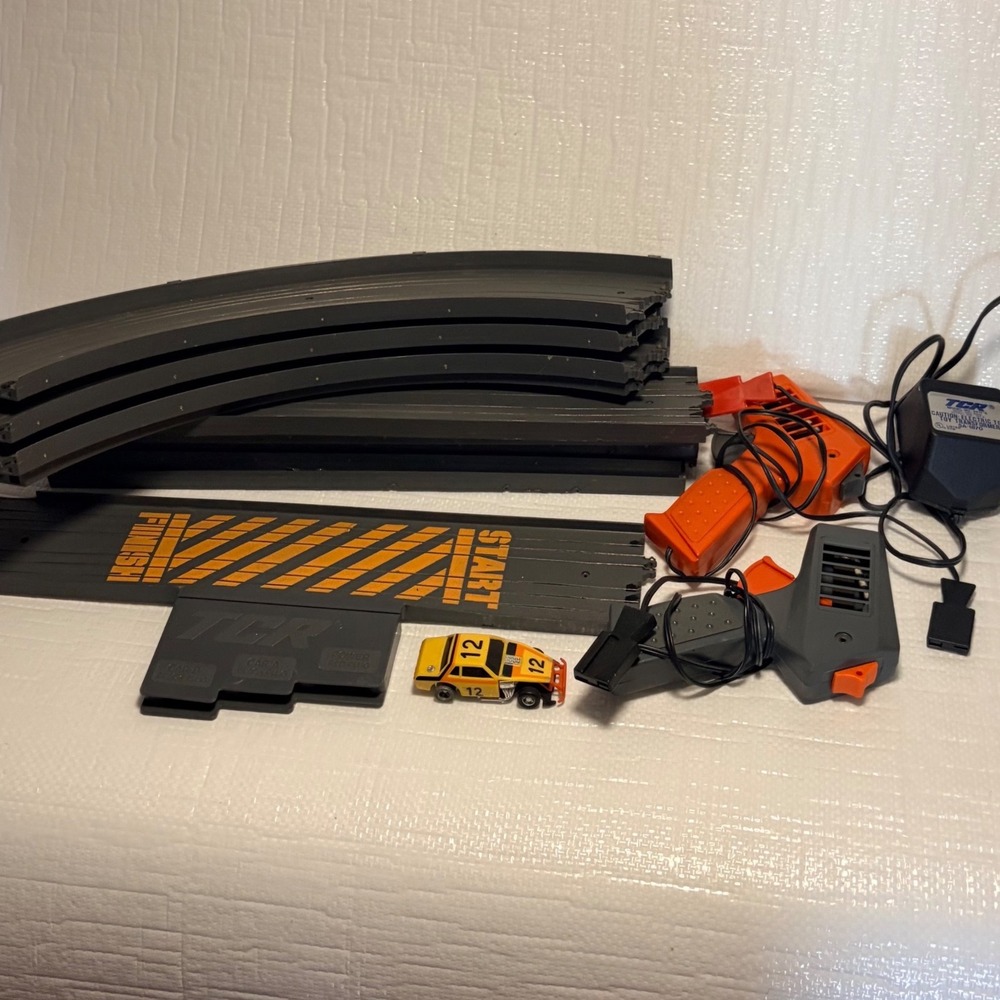 Vintage TCR Slot Car Track Rat Trap Mustang Car Controllers Transformer Untested